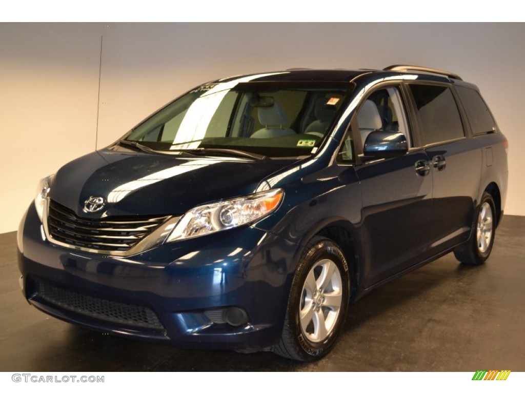 South Pacific Blue Pearl Toyota Sienna