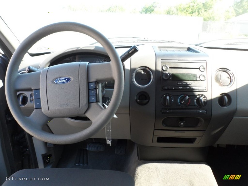 2004 F150 XLT SuperCrew - Dark Shadow Grey Metallic / Medium/Dark Flint photo #31