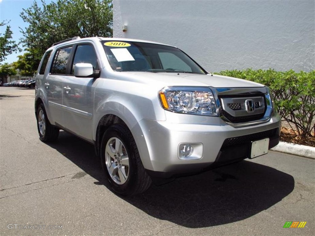 Alabaster Silver Metallic Honda Pilot