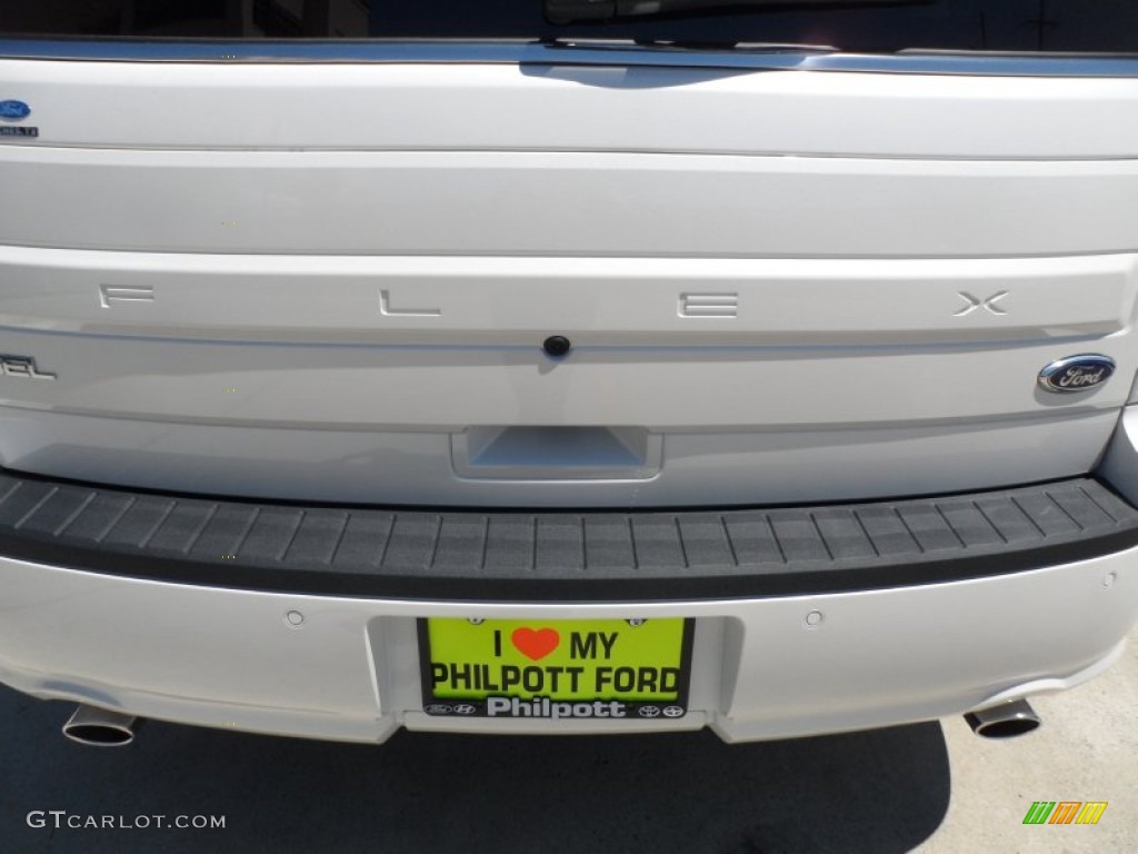 2013 Flex SEL - White Platinum Metallic Tri-Coat / Charcoal Black photo #15
