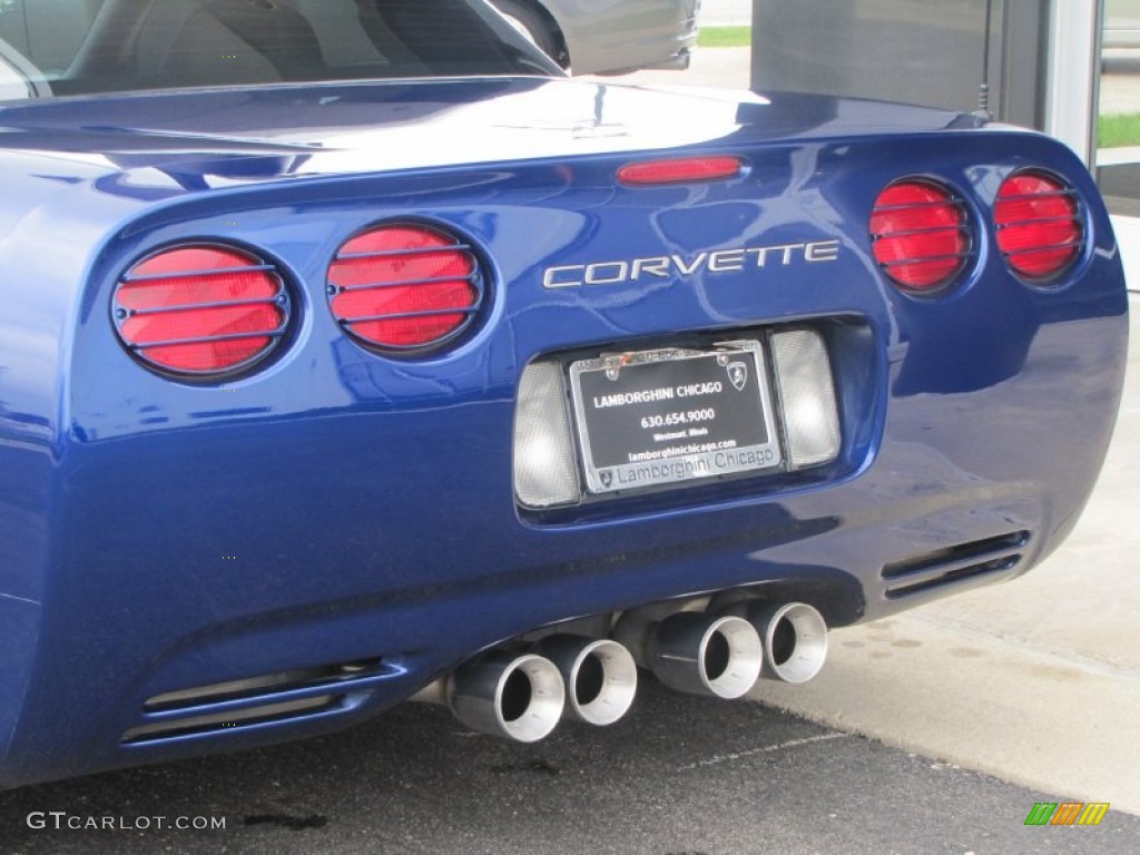 2004 Corvette Z06 - LeMans Blue Metallic / Black photo #11