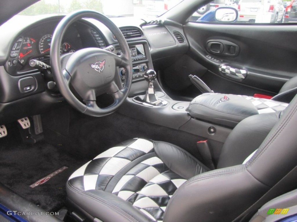 Black Interior 2004 Chevrolet Corvette Z06 Photo #64015769