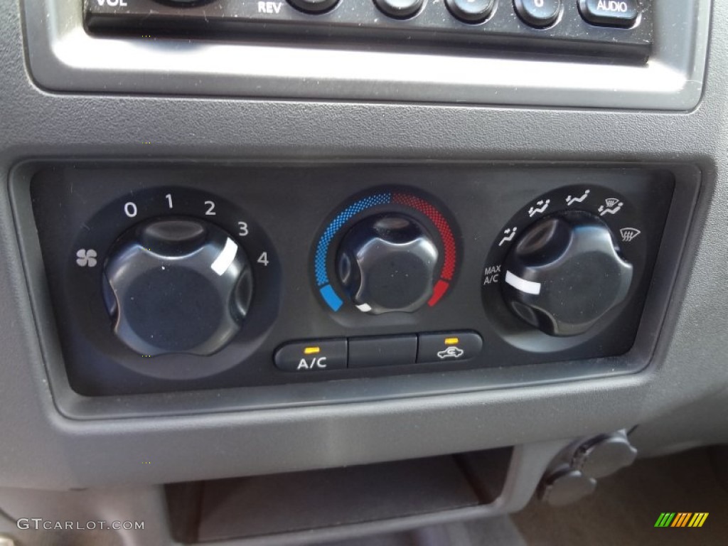 2007 Frontier LE King Cab - Desert Stone / Steel photo #22