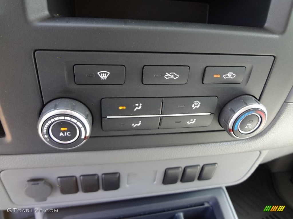 2012 Nissan NV 2500 HD S High Roof Controls Photo #64017093