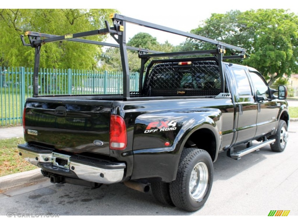 2005 F350 Super Duty Lariat Crew Cab 4x4 Dually - Black / Tan photo #8