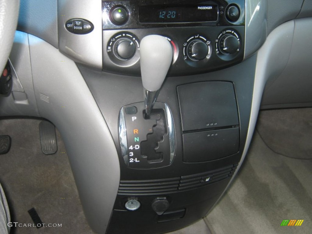 2006 Sienna LE - Arctic Frost Pearl / Stone Gray photo #10