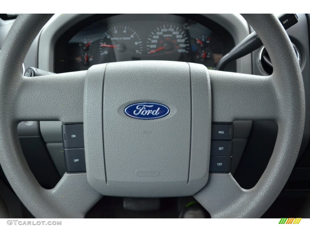 2005 Ford F150 XLT SuperCab Medium Flint/Dark Flint Grey Steering Wheel Photo #64024539