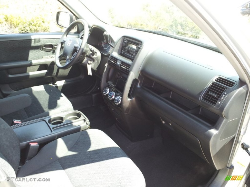 2006 CR-V LX - Alabaster Silver Metallic / Black photo #27