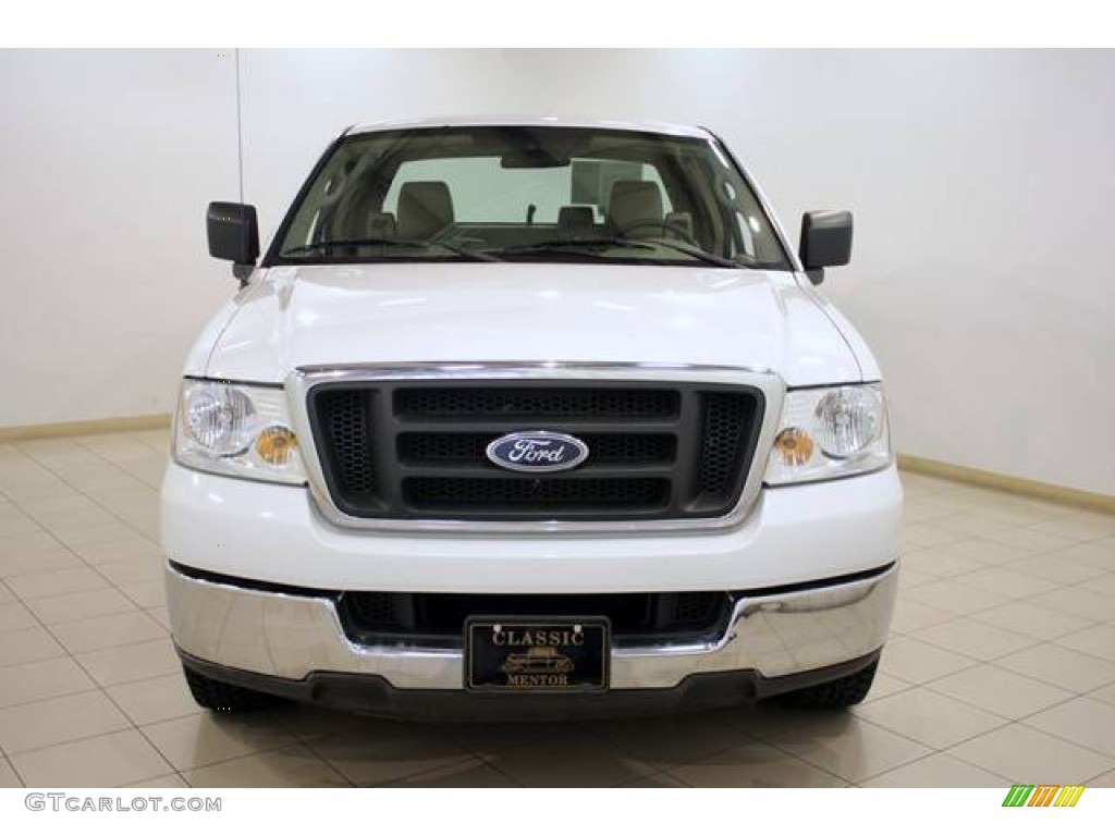 2004 F150 XL SuperCab - Oxford White / Tan photo #2