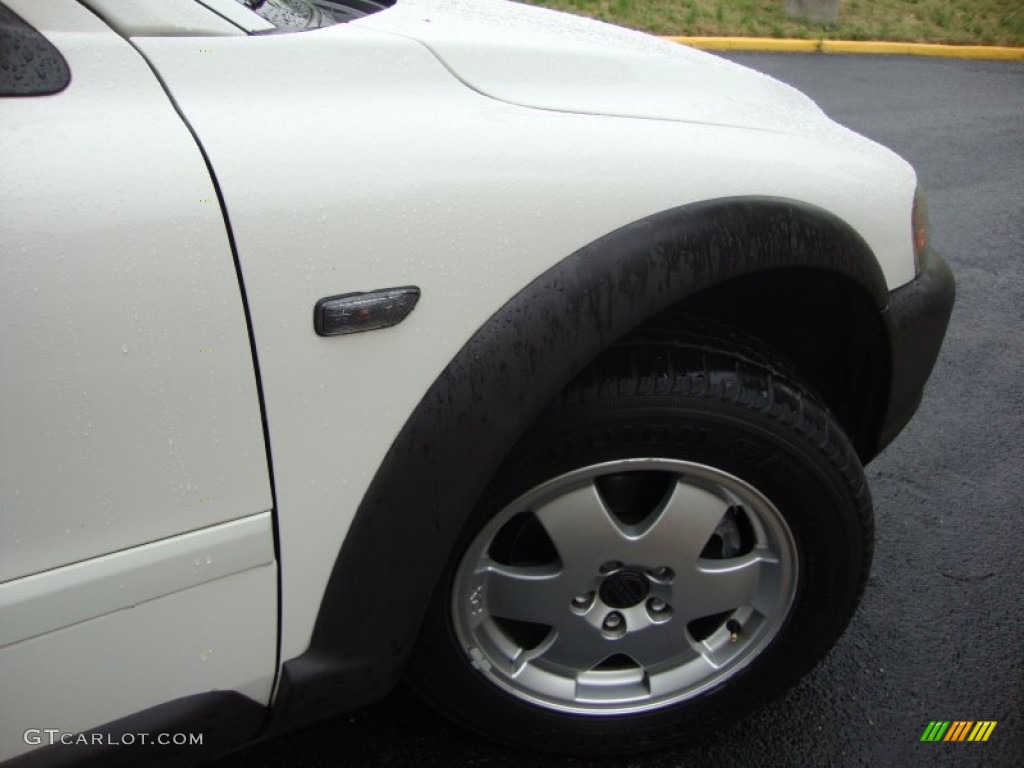 2003 XC70 AWD - White / Taupe photo #12