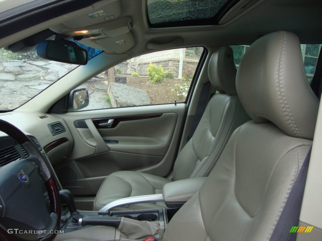 2003 XC70 AWD - White / Taupe photo #19