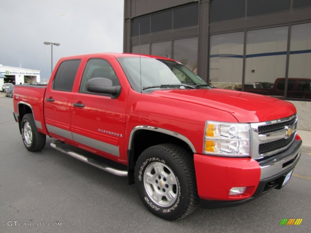 2009 Silverado 1500 LT Z71 Crew Cab 4x4 - Victory Red / Ebony photo #1