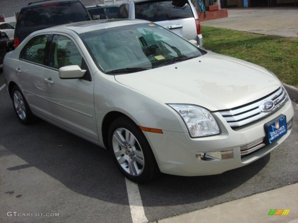 2008 Fusion SEL V6 - Vapor Silver Metallic / Camel photo #6