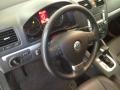 Black Uni - Jetta SE Sedan Photo No. 14