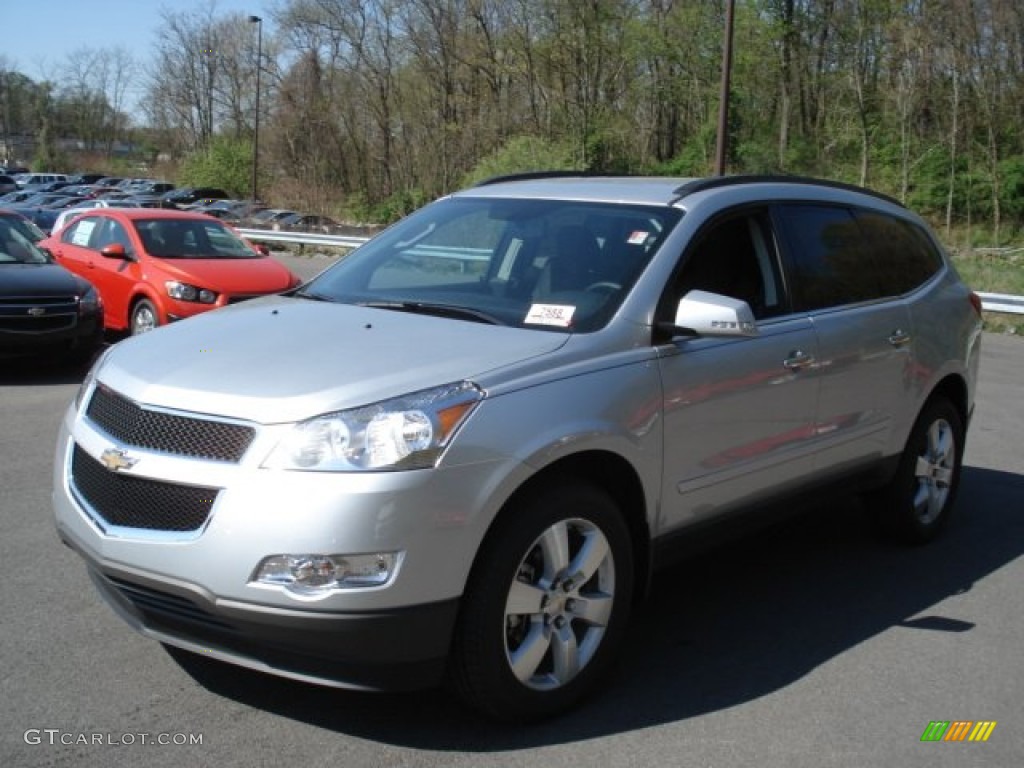 2012 Traverse LT AWD - Silver Ice Metallic / Ebony photo #4