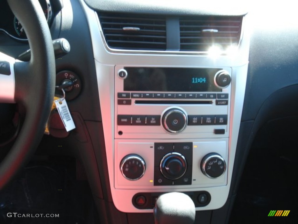 2012 Malibu LT - Silver Ice Metallic / Ebony photo #16