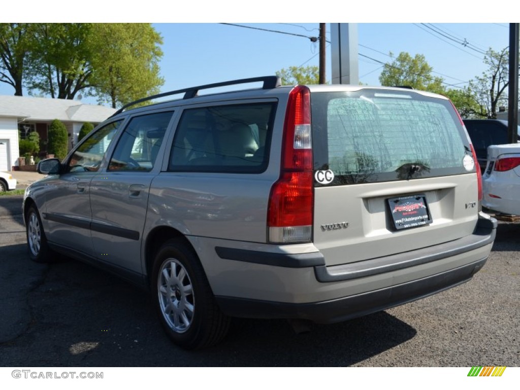 2001 V70 2.4 - Ash Gold Metallic / Taupe photo #4