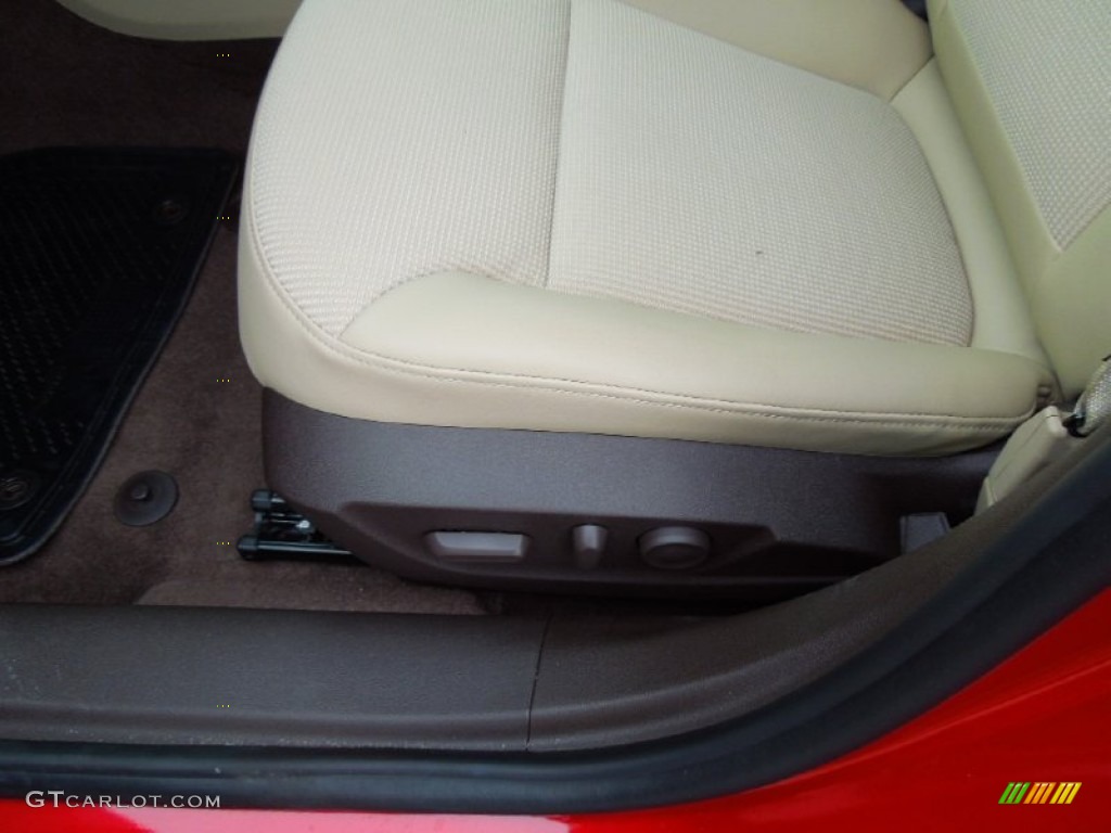 2013 Malibu ECO - Crystal Red Tintcoat / Cocoa/Light Neutral photo #9