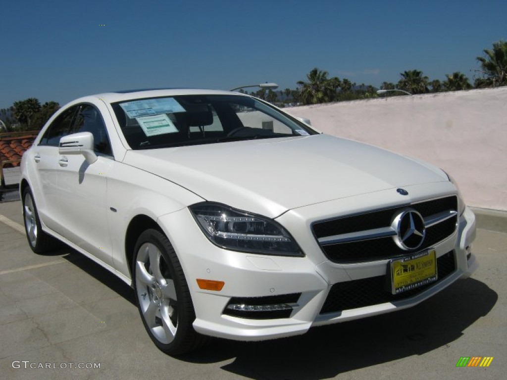 Diamond White Metallic Mercedes-Benz CLS