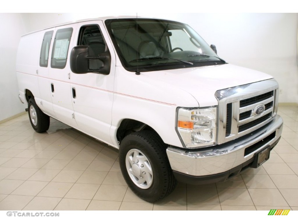 2008 E Series Van E350 Super Duty Cargo - Oxford White / Medium Flint photo #1