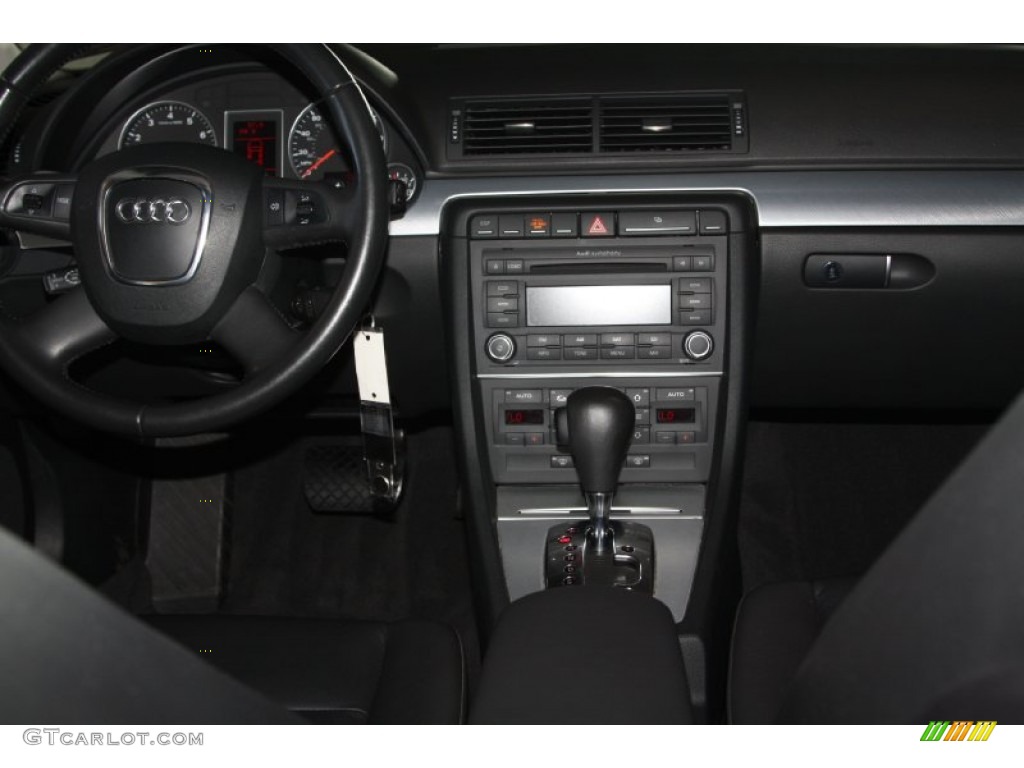 2008 A4 2.0T Sedan - Ibis White / Light Gray photo #27