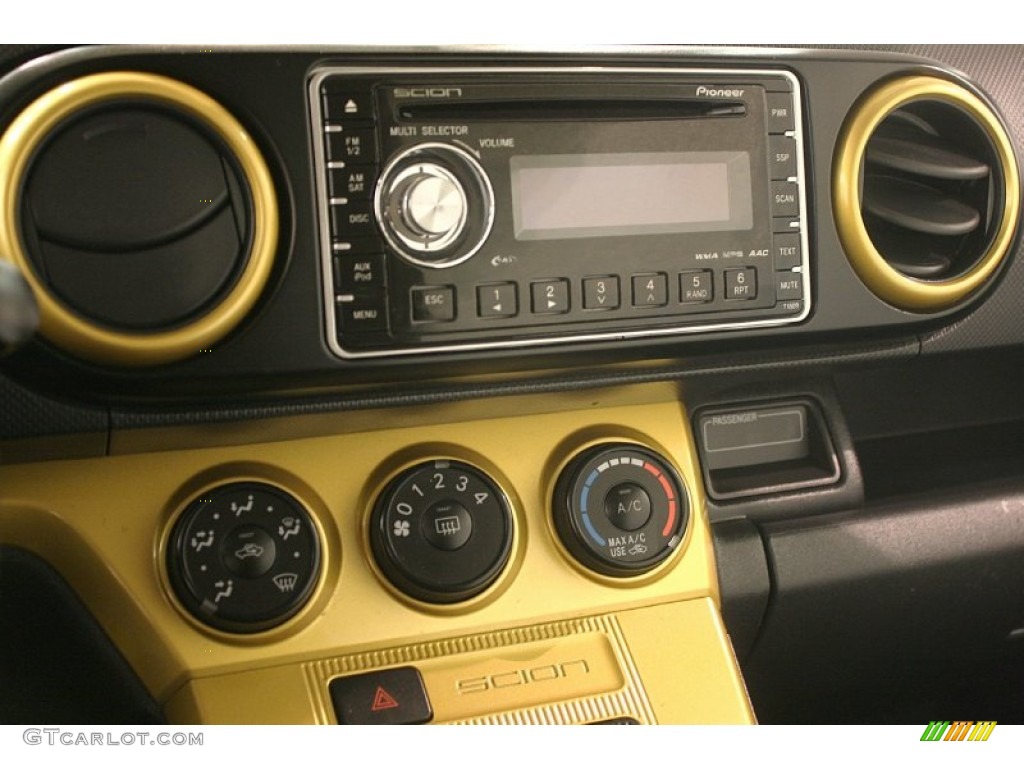 2008 Scion xB Release Series 5.0 Audio System Photos