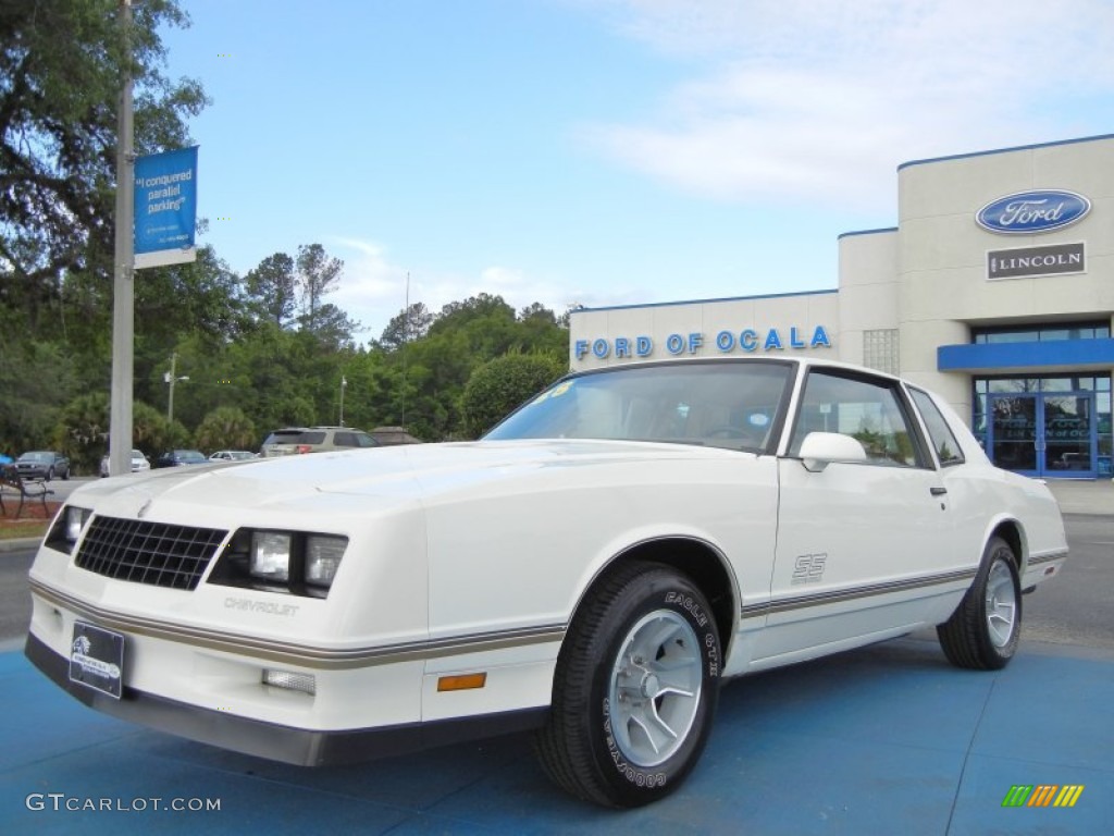 1988 Monte Carlo SS - White / Saddle photo #1