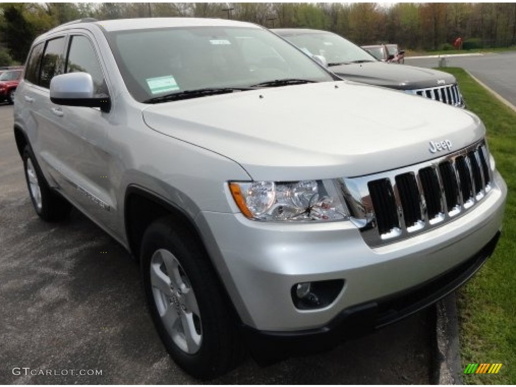 2012 Grand Cherokee Laredo X Package 4x4 - Bright Silver Metallic / Black photo #1