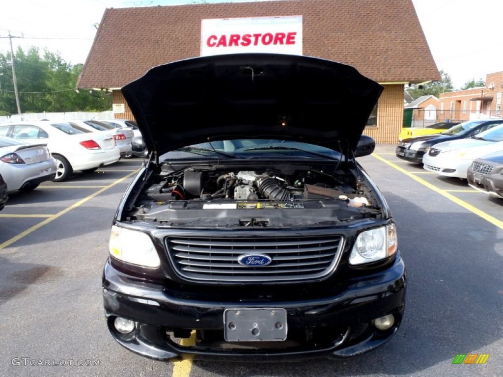 2001 Ford F150 SVT Lightning 5.4 Liter SVT Supercharged SOHC 16-Valve V8 Engine Photo #64055500