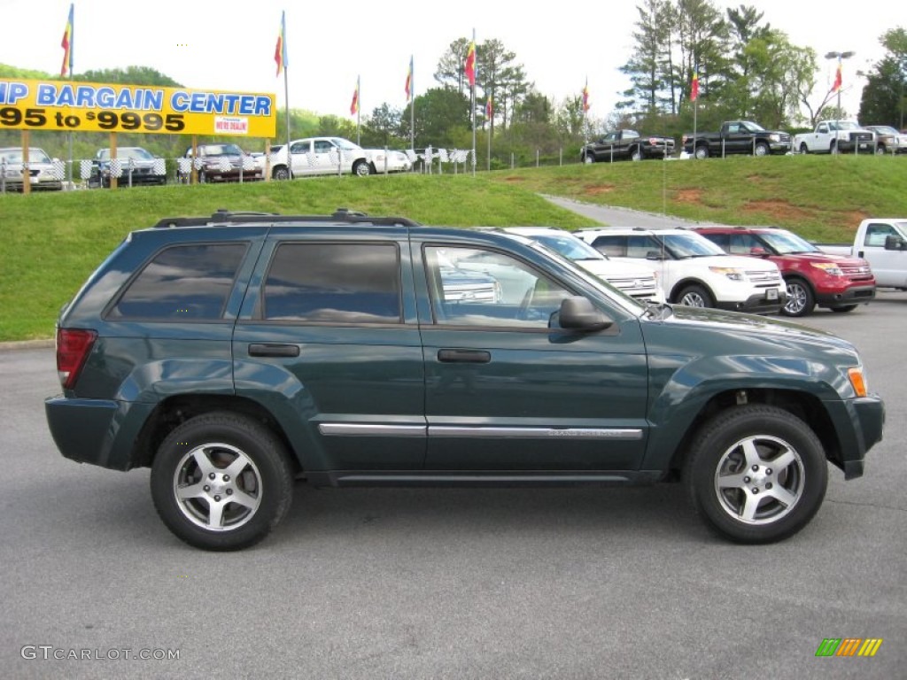 2005 Grand Cherokee Laredo 4x4 - Deep Beryl Green Pearl / Medium Slate Gray photo #2