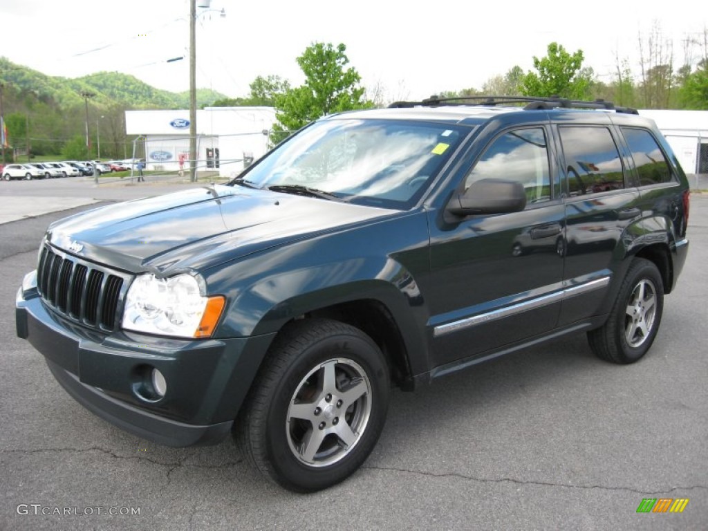 2005 Grand Cherokee Laredo 4x4 - Deep Beryl Green Pearl / Medium Slate Gray photo #7