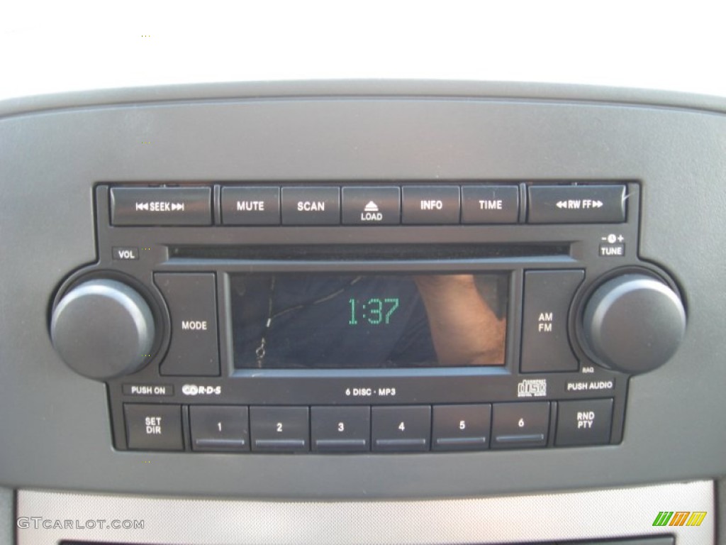 2005 Grand Cherokee Laredo 4x4 - Deep Beryl Green Pearl / Medium Slate Gray photo #27