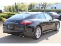 Black - Panamera 4 Photo No. 5