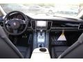 Black - Panamera 4 Photo No. 16