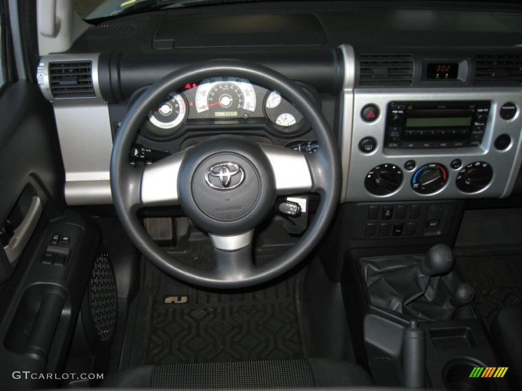 2007 FJ Cruiser 4WD - Titanium Metallic / Dark Charcoal photo #23