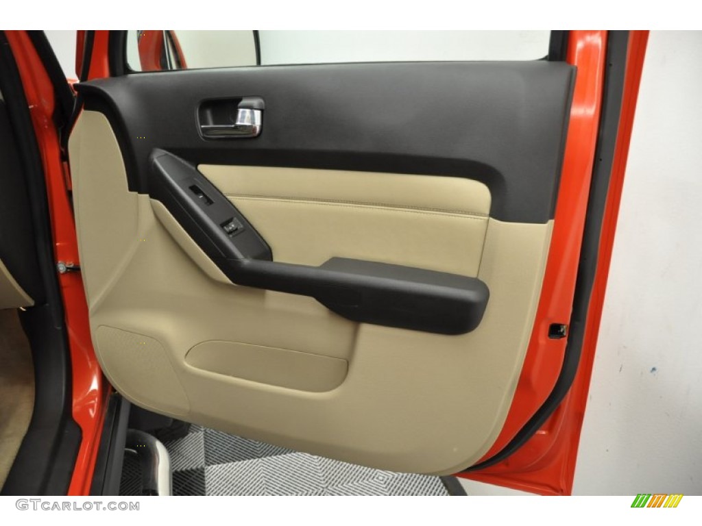 2008 Hummer H3 Alpha Light Cashmere/Ebony Door Panel Photo #64061828