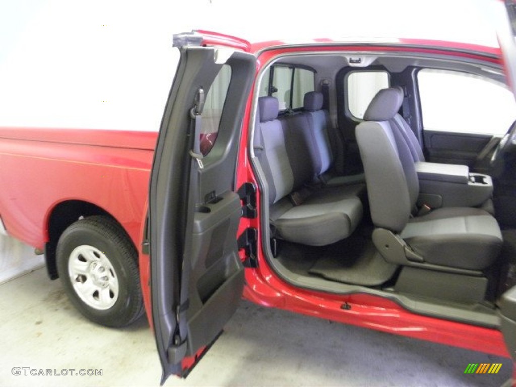 2006 Titan XE King Cab - Red Alert / Graphite/Titanium photo #9