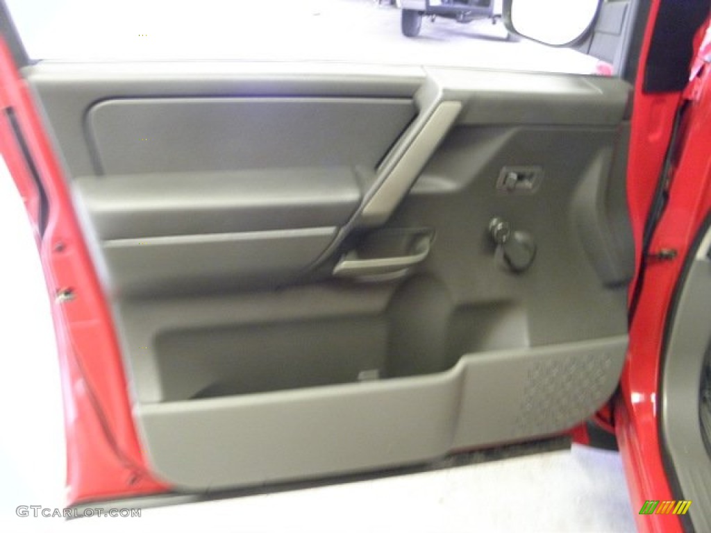 2006 Titan XE King Cab - Red Alert / Graphite/Titanium photo #16