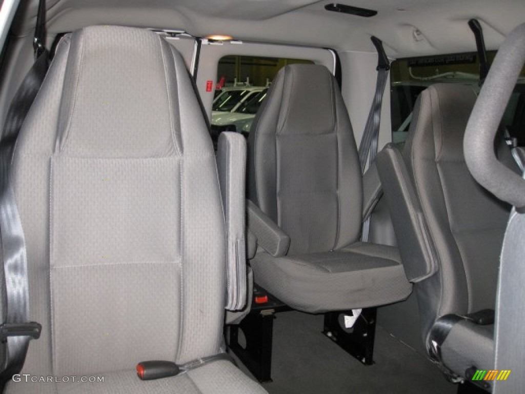Medium Flint Grey Interior 2007 Ford E Series Van E150 Passenger Photo #64063199