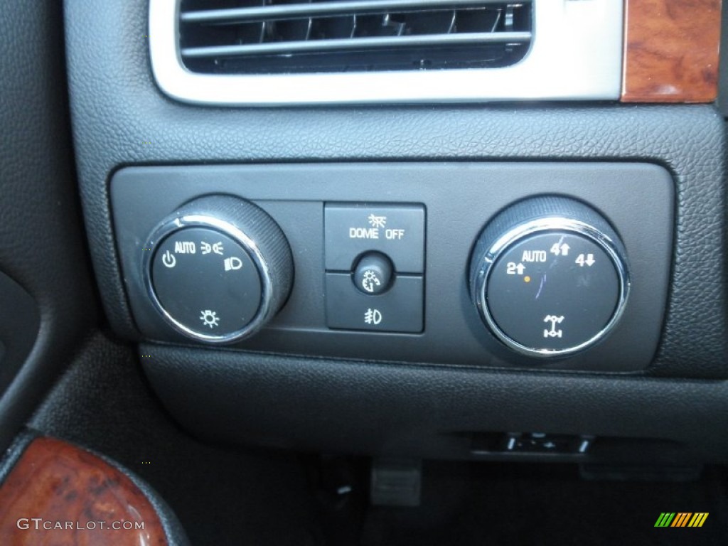 2012 GMC Yukon XL 2500 SLT 4x4 Controls Photo #64065797