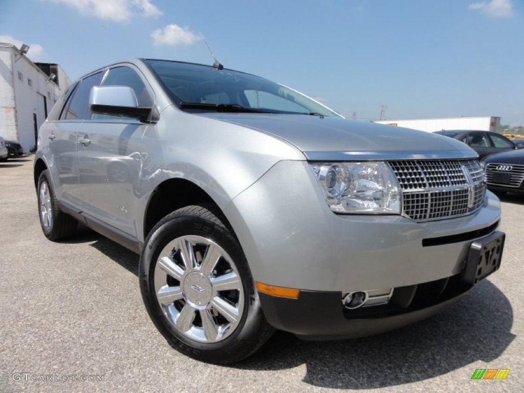 Pewter Metallic Lincoln MKX