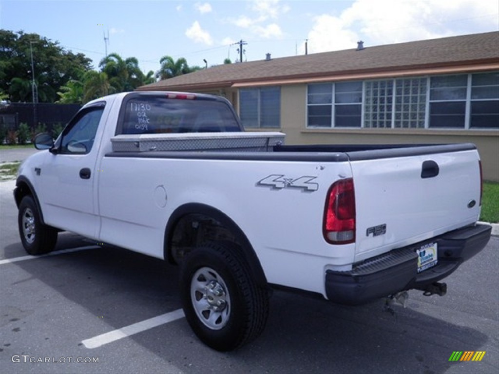 2002 F150 XL Regular Cab 4x4 - Oxford White / Medium Graphite photo #6