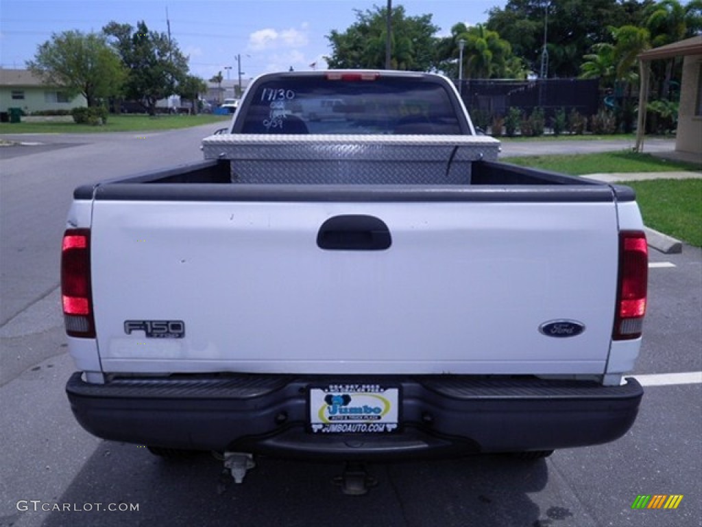 2002 F150 XL Regular Cab 4x4 - Oxford White / Medium Graphite photo #7