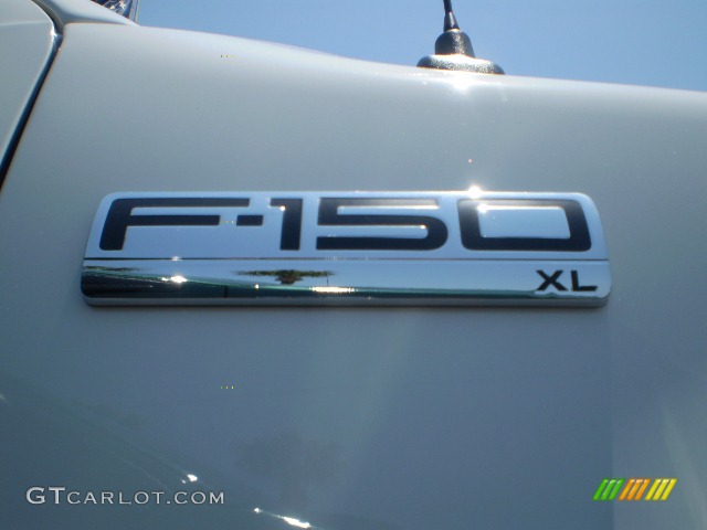 2008 F150 XL Regular Cab - Oxford White / Flint Grey photo #4