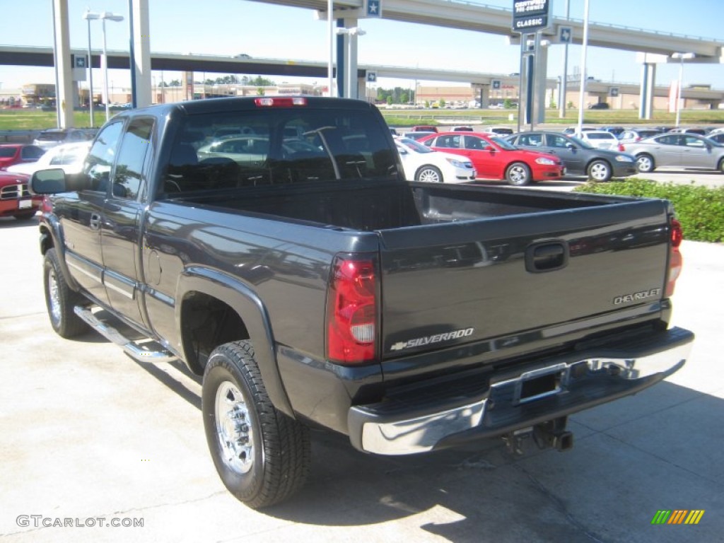 2004 Silverado 2500HD LS Extended Cab - Dark Gray Metallic / Dark Charcoal photo #3