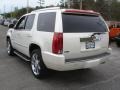 White Diamond - Escalade Luxury AWD Photo No. 6