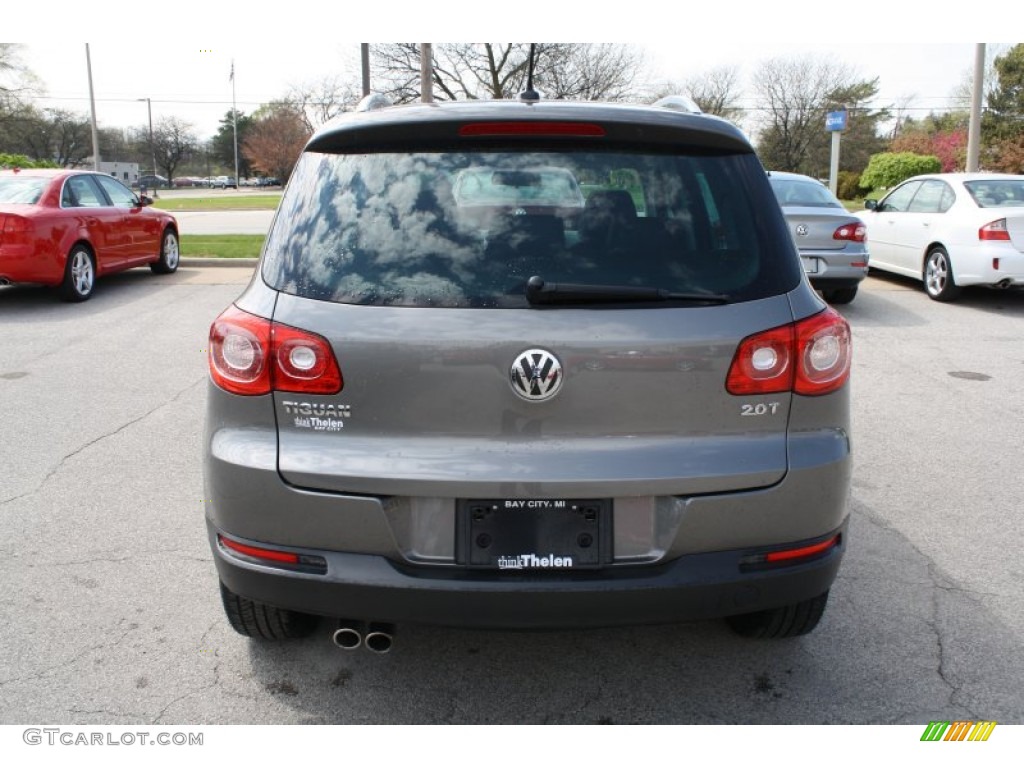 2010 Tiguan Wolfsburg Edition - Alpine Grey Metallic / Charcoal photo #5