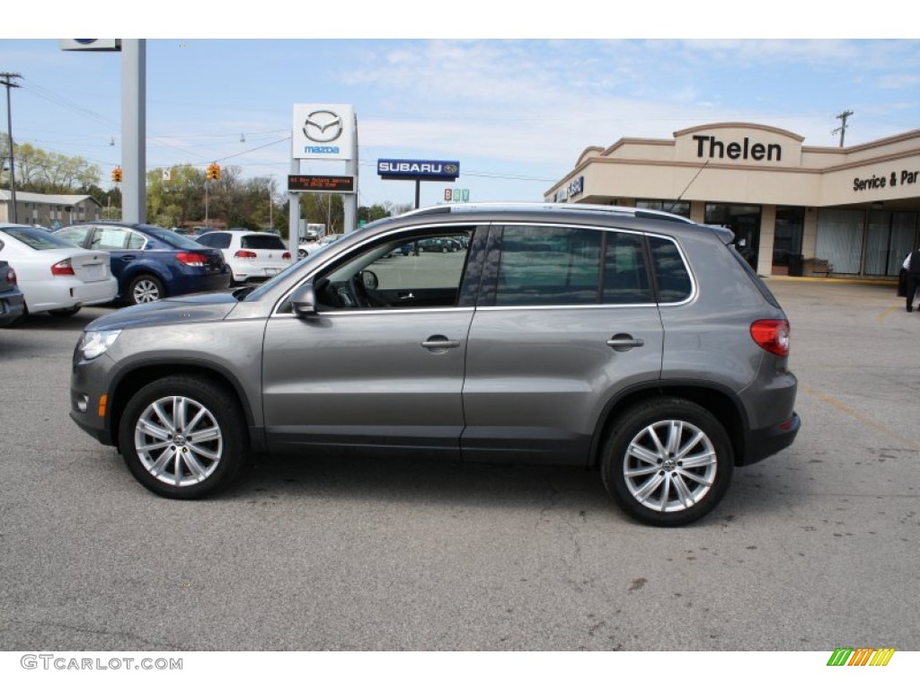 2010 Tiguan Wolfsburg Edition - Alpine Grey Metallic / Charcoal photo #14