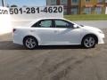Super White - Camry SE Photo No. 8