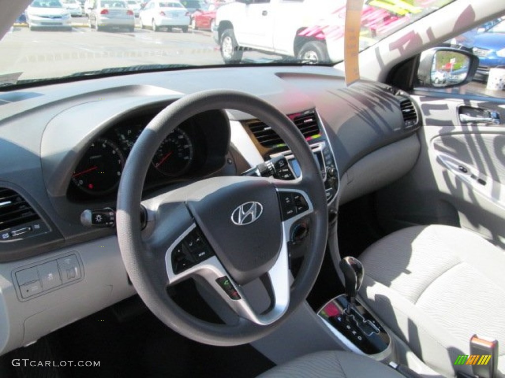 2012 Accent GLS 4 Door - Ironman Silver / Gray photo #11